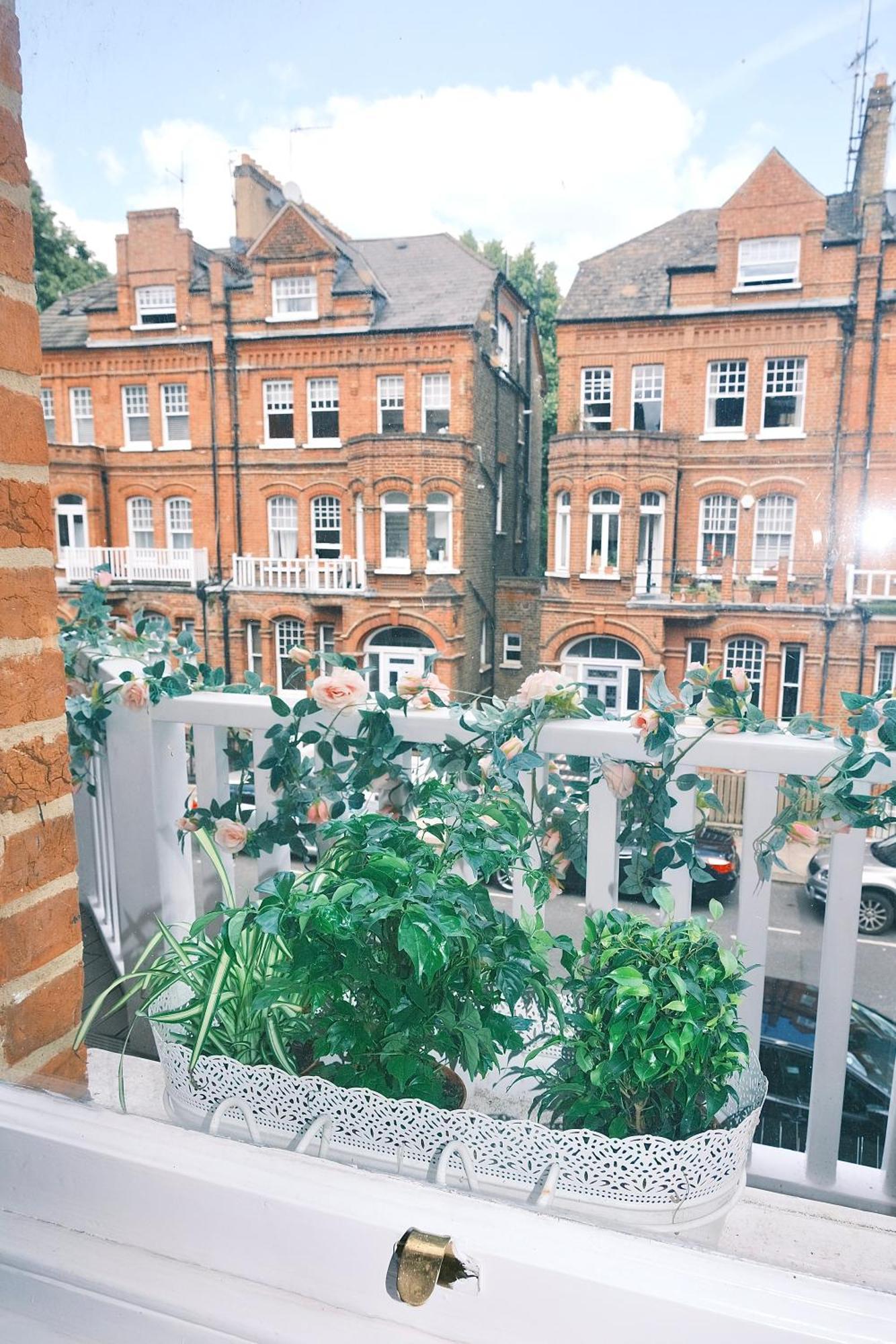 Kensington 1B1B With Sofa Double Bed Max 4 Guests Apartment London Bagian luar foto