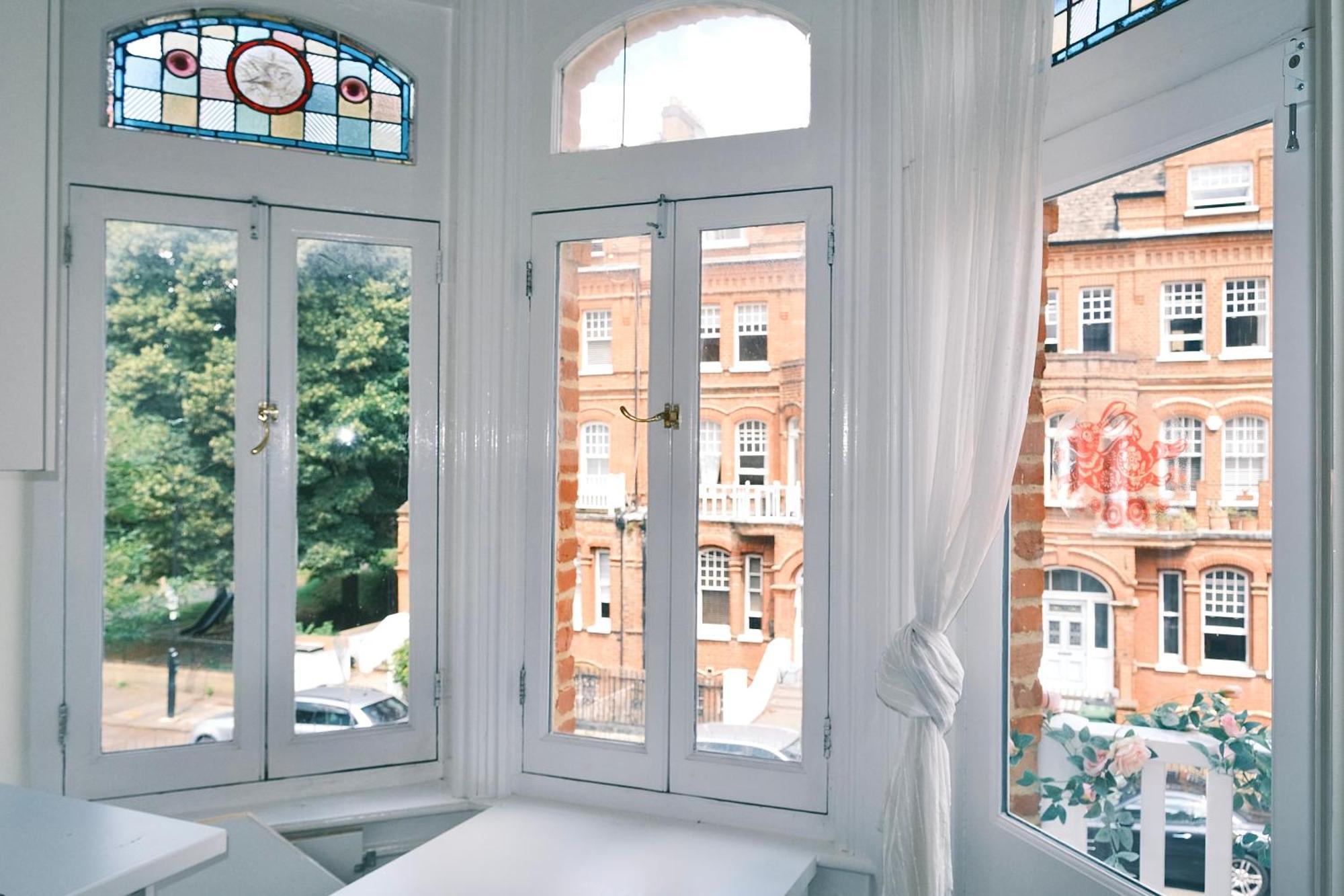 Kensington 1B1B With Sofa Double Bed Max 4 Guests Apartment London Bagian luar foto