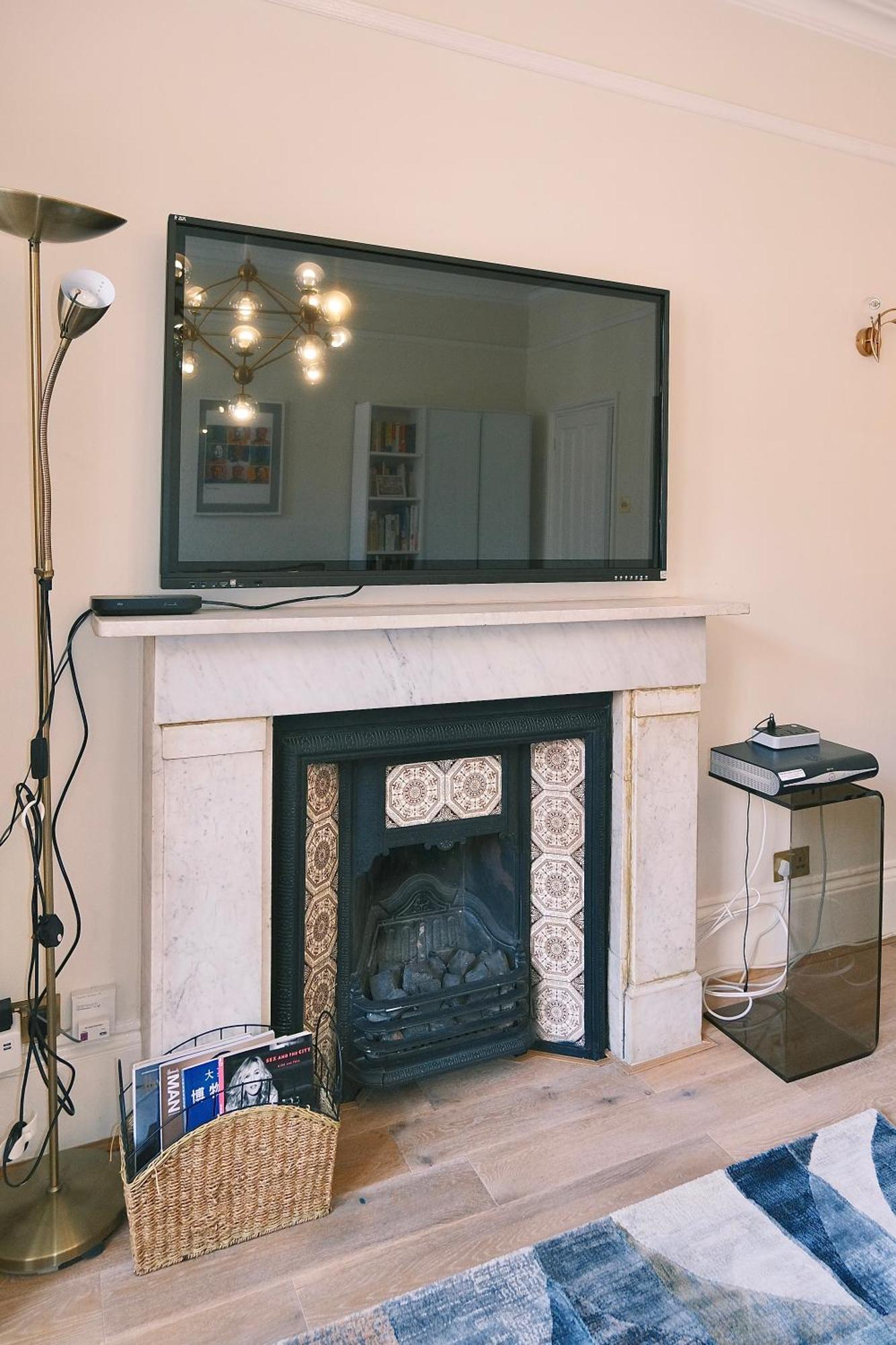 Kensington 1B1B With Sofa Double Bed Max 4 Guests Apartment London Bagian luar foto